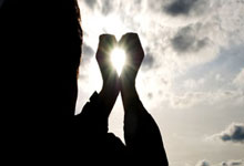 世界杯官网中文版-国际足联正式宣布扩军后的首届世界杯主办国，三国联合承办创造历史，赛事筹备工作即刻启动